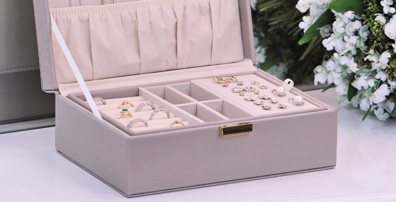 Кутия за бижута Swan Pearls