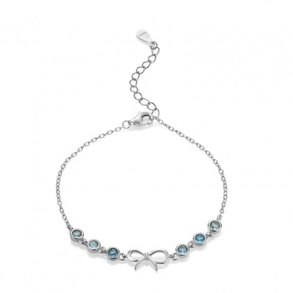 Сребърна гривна с панделка и сини цирконий