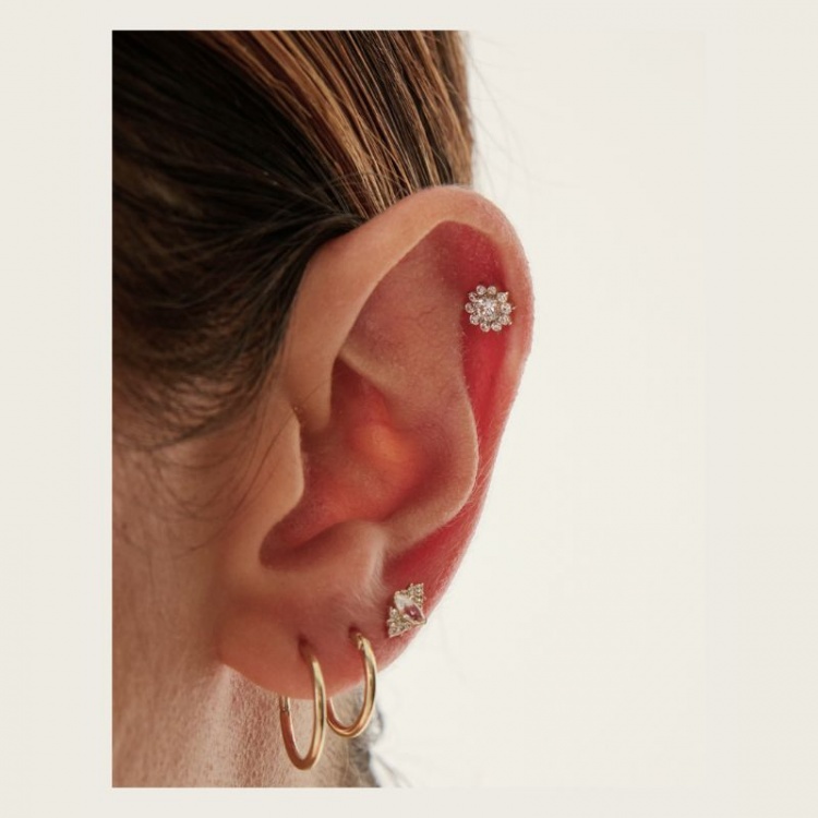 Класически пиърсинг за ушите с цирконий 3 мм - бяло злато 585