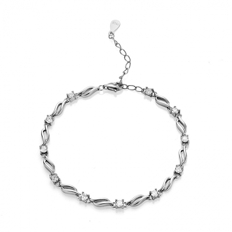 Сребърна гривна с цирконий