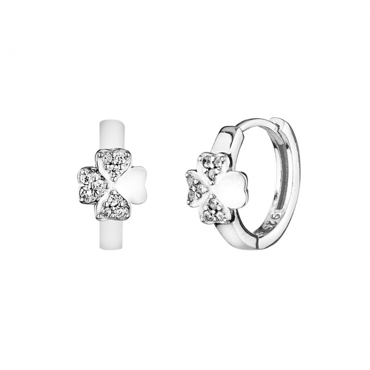 Сребърни малки халки с детелини