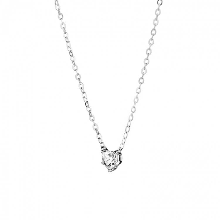 Сребърно колие сърце с мойсанит