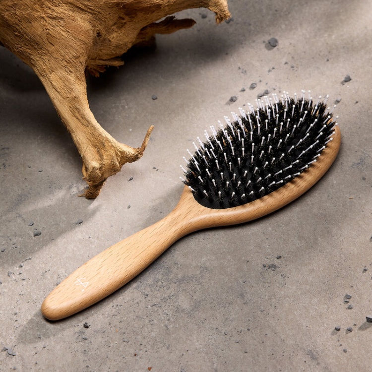 Четка за коса