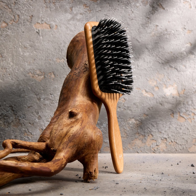 Четка за гъста коса