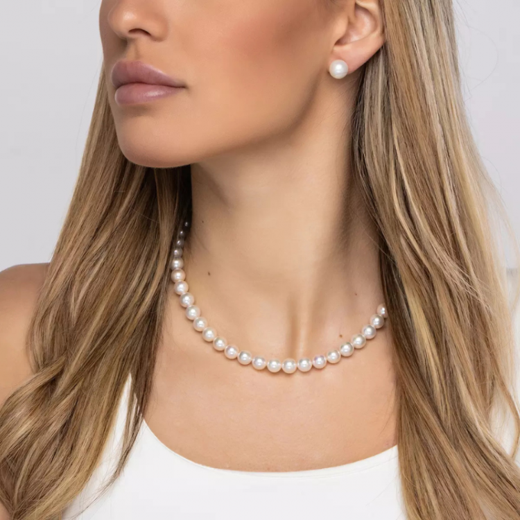 Сет от огърлица и обеци с перли 18k