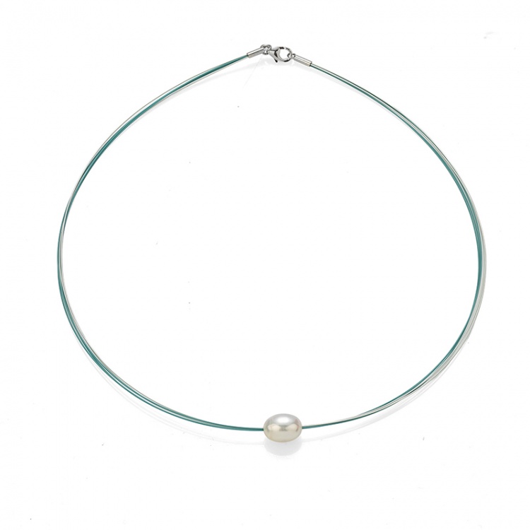 Колие с барокова перла на синя корда