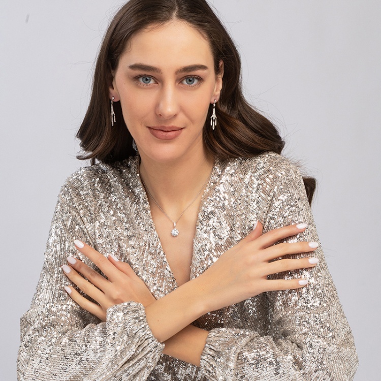 Сребърни висящи обеци с цирконий