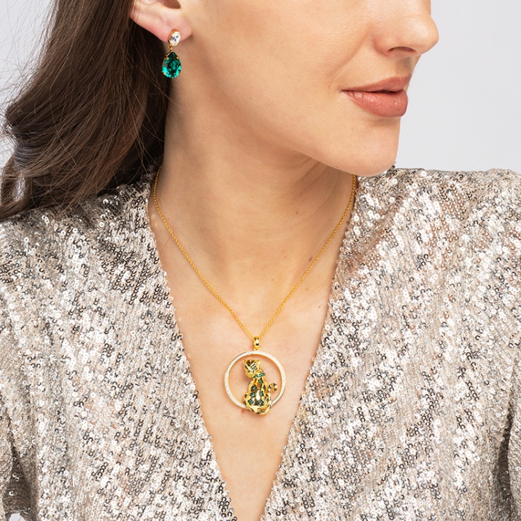 Сребърно колие с Леопард