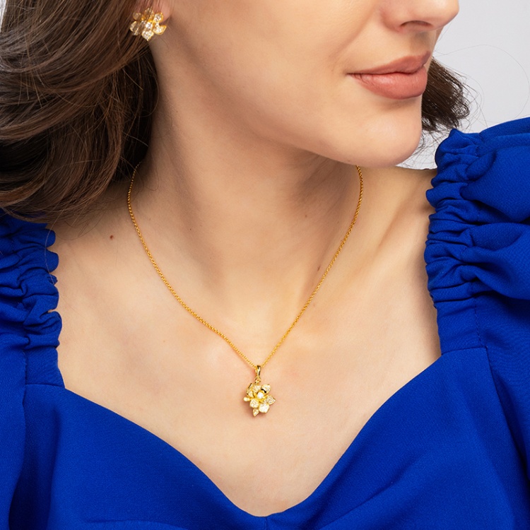 Сребърен комплект с цветя