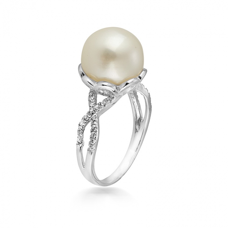 Сребърен пръстен с бяла перла