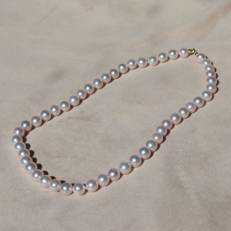 Огърлица с бели перли Акоя 8-9 мм, 41 см