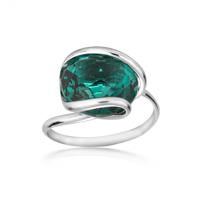 Сребърен пръстен със зелен кристал