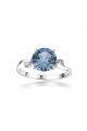 Златен пръстен със син цирконий - бяло злато
